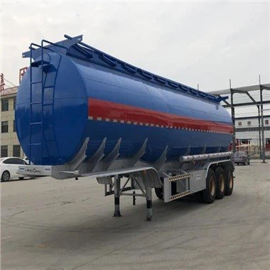 Kuro transportavimo cisterna